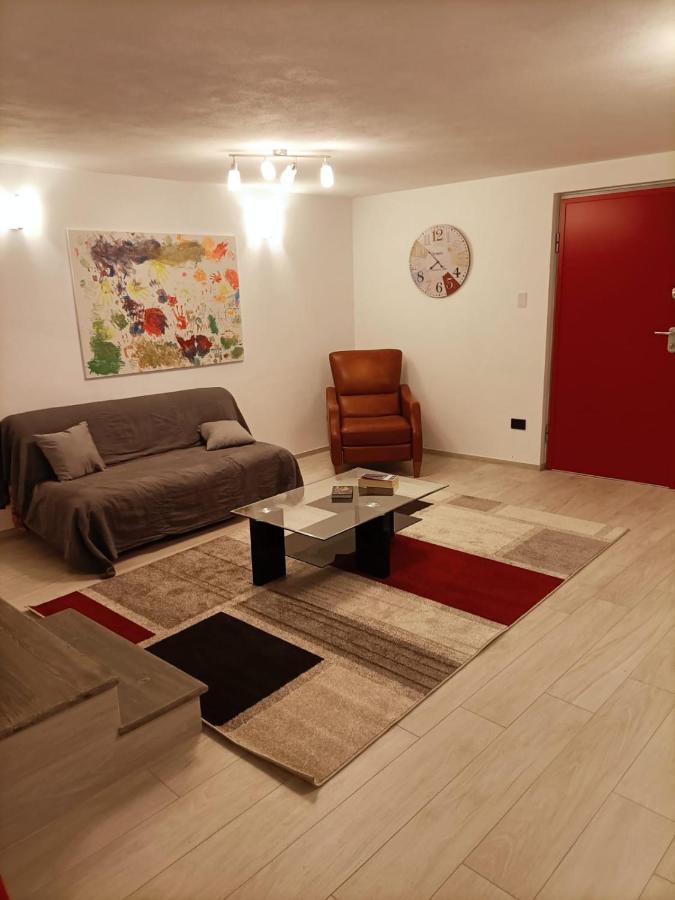 Appartamento La Vista อาออสตา ภายนอก รูปภาพ